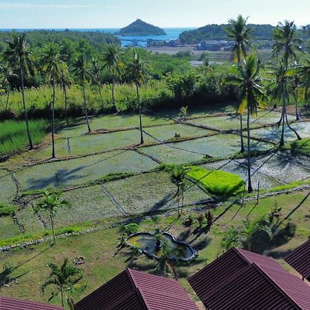 Nuna Bungalows Riung Exterior photo